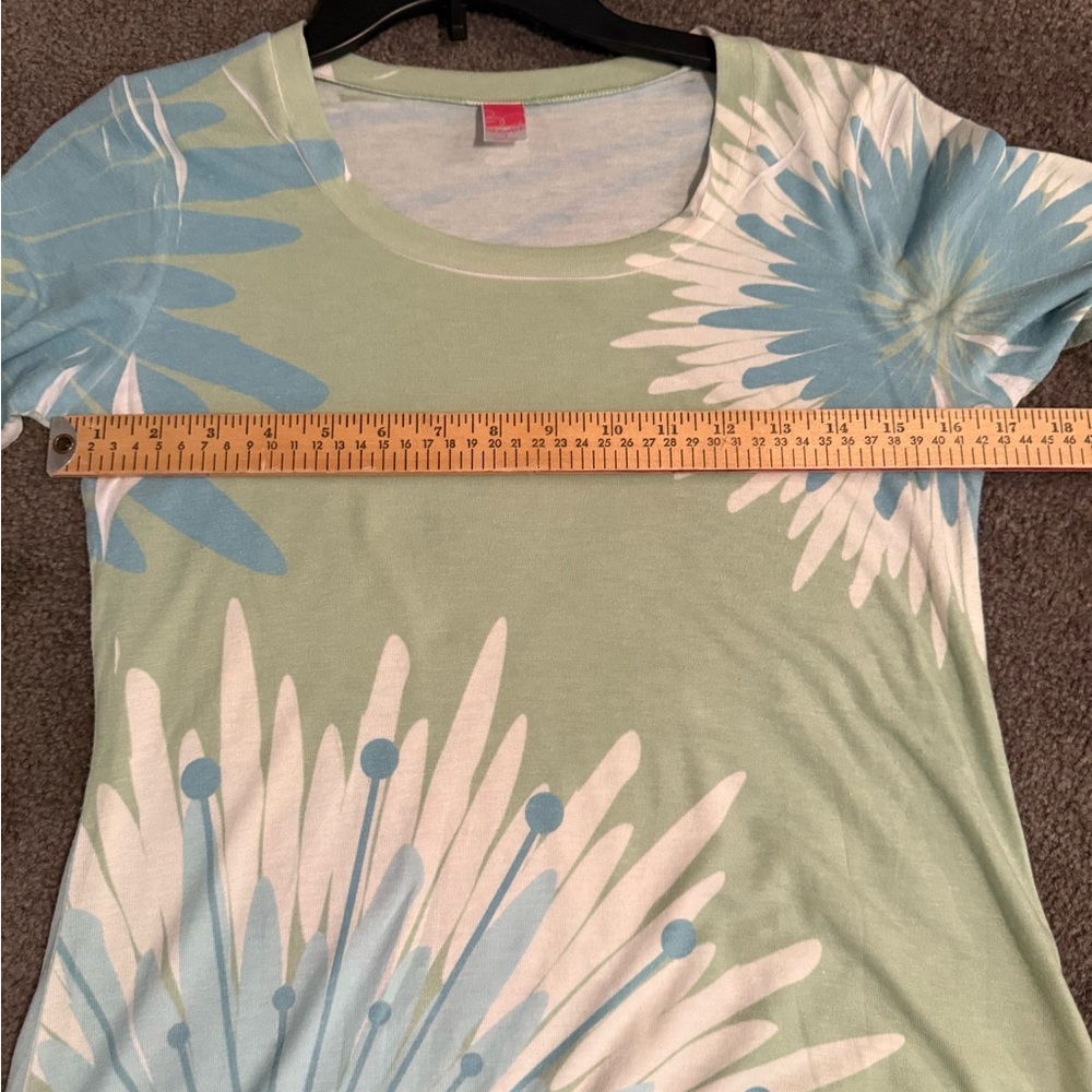Floral Print Green, white and Blue Women's Top Before + Again size small - Picture 5 of 5
